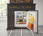 Refrigerador Frigobar Combinado Bajo Cubierta 24" (60 cm) Marca: Subzero Modelo: DEU2450R Color: Panel Ready ($4,917 USD) (2026 03)