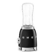 Personal Blender Marca: Smeg Modelo: PBF01BLUS Color: Negro (10 2026)