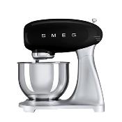 Batidora Marca: Smeg Modelo: SMF02BLUS  Color: Negro