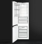 Refrigerador Panelable 24" (60 cm) Marca: Smeg Modelo: CB300U Color: Panelable
