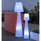 Lampara de Pie para Exterior o Interior NEW GARDEN modelo: LOLA Luz LED fria Color: Blanco