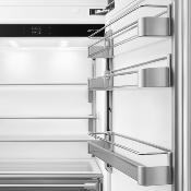 Refrigerador Bottom Mount 91.3x212cm Marca: SMEG Modelo: RBMU36RX Color: Acero Inox  (2025 07)