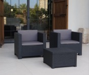 SALA Modelo: SET DIVA TETE A TETE  1-1 CON MESA DE CENTRO  Marca: KETER  Material: PLASTICO Color: Gris Oscuro
