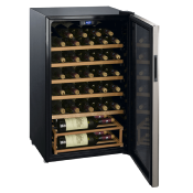 Cava de Vinos 19" (48 cm) Marca: Whirlpool Modelo: WW3310S Color: Gris Acero