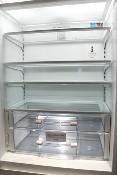 Refrigerador Bottom Mount con Puerta de Vidrio Panelable 36" (90 cm) Marca: Subzero  Modelo: BI-36UG/O ($14,706.48 USD).