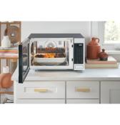 Microondas Marca: CAFÉ Modelo: CCWK15C1WSS Color: Acero inox ($899 USD)