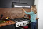 Parrilla Gas Profesional 36" (90 cm) Marca: KitchenAid Modelo: KCGC506JSS Color: Acero Inoxidable (NO INCLUYE LA CAMPANA DE LA IMAGEN)