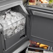 Refrigerador French Door 36" (90 cm) Marca: KitchenAid Modelo: KRFF577KBS Color: Negro (2025 07)