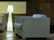 Lampara de Pie para Exterior o Interior NEW GARDEN modelo: LOLA Luz LED fria Color: Blanco