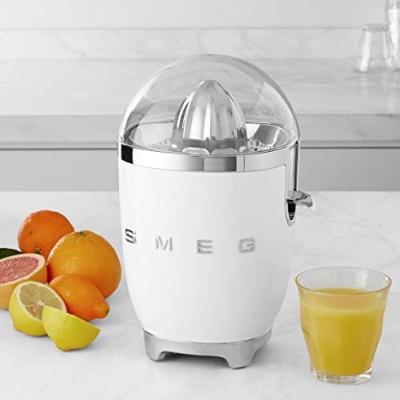 Exprimidor de Jugos Marca: Smeg Modelo: CJF01WHUS Color: Blanco