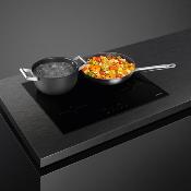 Parrilla Eléctrica Vitrocerámica 24" (60 cm) Marca: Smeg Modelo: SE264TD1 Color: Negro  (2025 06)