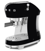 Máquina de Espresso Marca: Smeg Modelo: ECF02BLEU Color: Negro  (07 2026)