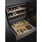 Cajón Sommelier 24" (60 cm) Marca: Smeg Modelo: CPS315X Color: Acero Inoxidable