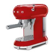 Cafetera Espresso Marca: Smeg Modelo: ECF01RDUS  Color: Rojo